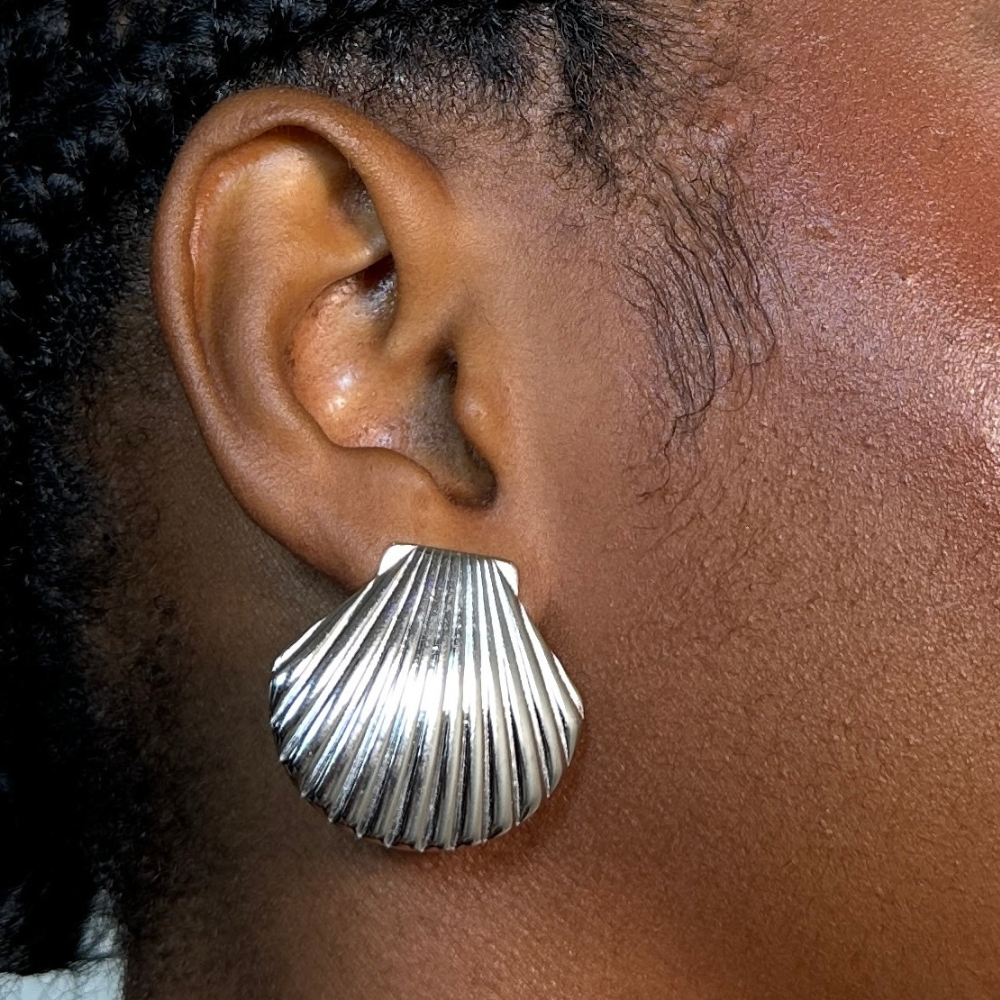 The Shell Earrings